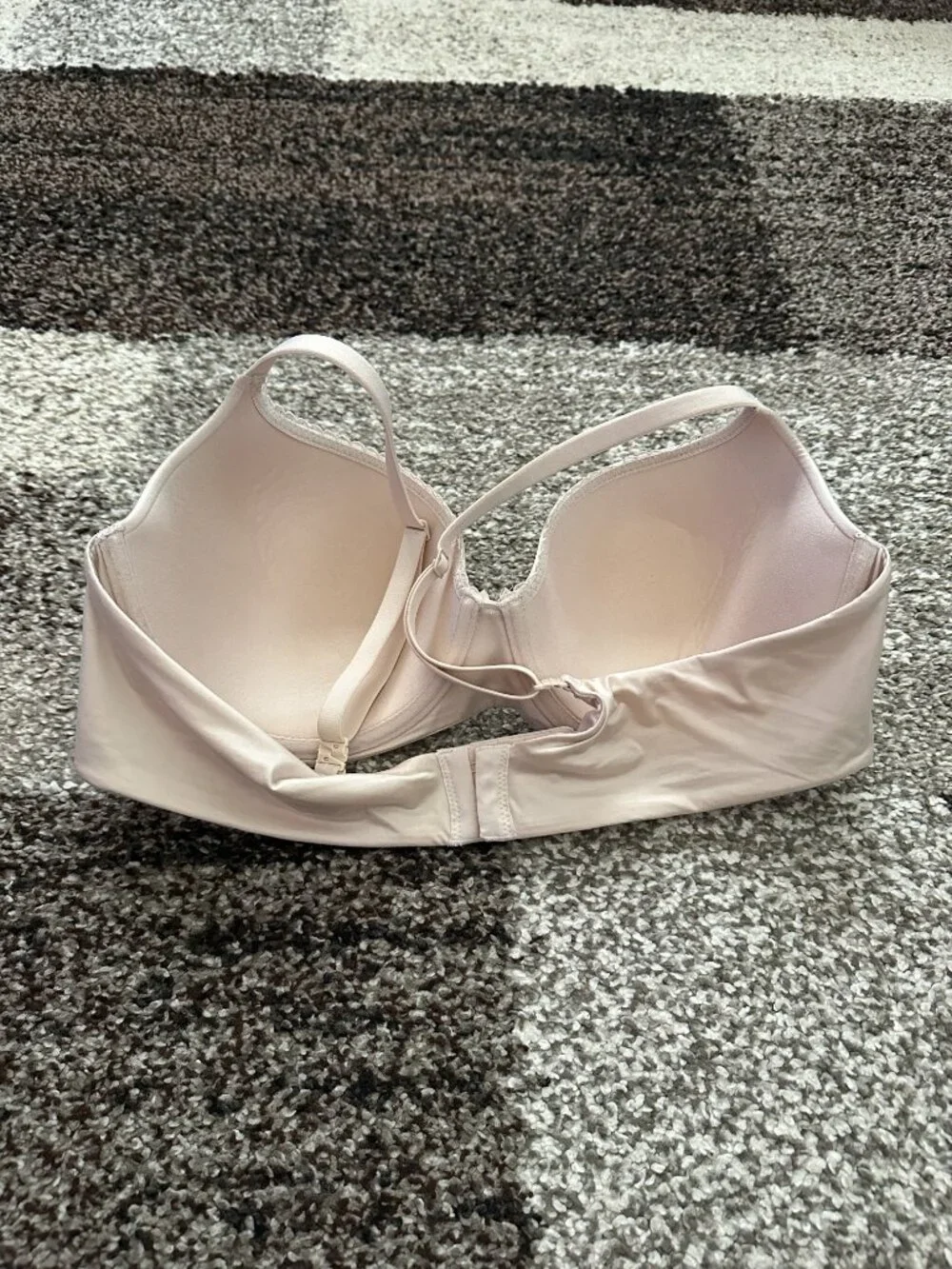 VICTORIA'S SECRET (38D) Nude Body By Victoria Lined Demi Bra Champagne Marzipan - Picture 5 of 13